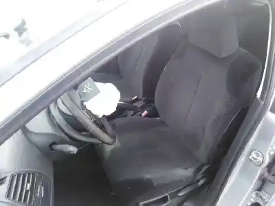 Veículo de Sucata citroen c4 berlina 1.6 16v do ano 2009 alimentado 5fw