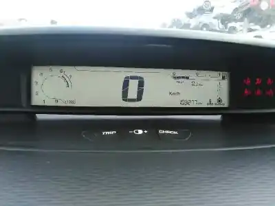 Veículo de Sucata citroen c4 berlina 1.6 16v do ano 2009 alimentado 5fw