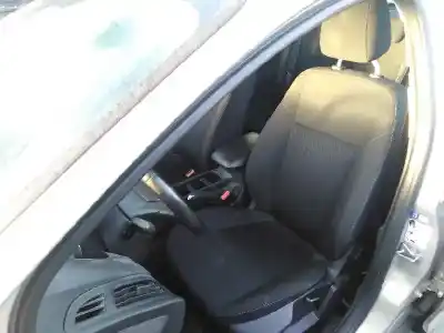 Veicolo di demolizione ford focus lim. 1.0 ecoboost cat dell'anno 2015 alimentato m1da