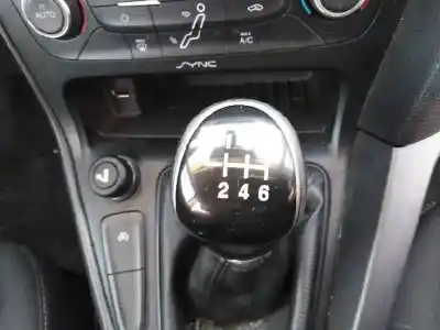 Veicolo di demolizione ford focus lim. 1.0 ecoboost cat dell'anno 2015 alimentato m1da