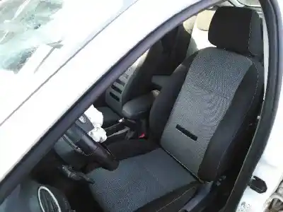 Veículo de Sucata ford focus lim. (cb4) 1.6 tdci cat do ano 2010 alimentado gpda