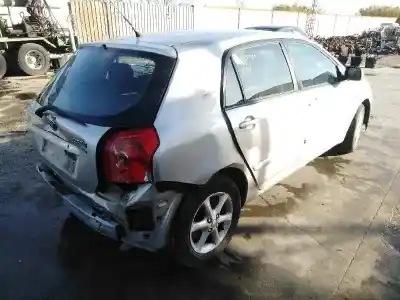 Veicolo di demolizione toyota corolla (_e12_) 1.4 d (nde120_) dell'anno 2005 alimentato 1ndtv