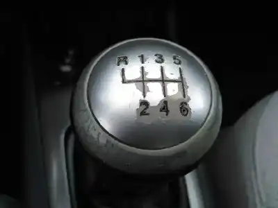 Veículo de Sucata kia magentis 2.0 crdi do ano 2006 alimentado d4ea