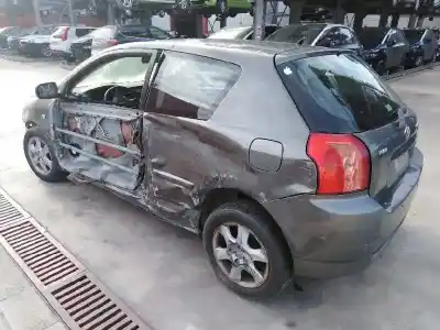 Veículo de Sucata toyota corolla (_e12_) 1.4 d (nde120_) do ano 2006 alimentado 1ndtv