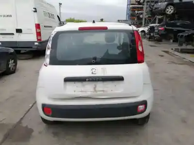 Veículo de Sucata fiat panda (312_, 319_) 1.3 d multijet (312pxl1a) do ano 2016 alimentado 199a9000
