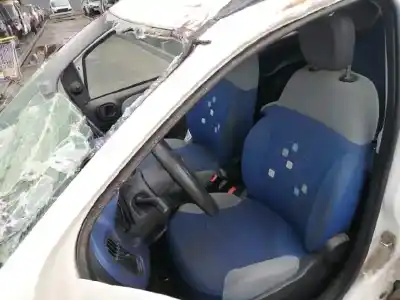 Veículo de Sucata fiat panda (312_, 319_) 1.3 d multijet (312pxl1a) do ano 2016 alimentado 199a9000