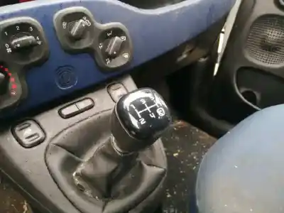 Veículo de Sucata fiat panda (312_, 319_) 1.3 d multijet (312pxl1a) do ano 2016 alimentado 199a9000