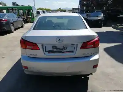 Veicolo di demolizione lexus is ii (_e2_) 220d (ale20) dell'anno 2007 alimentato 2adfhv