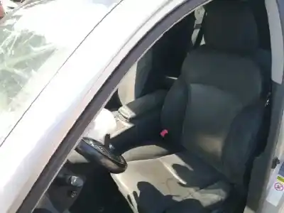 Veicolo di demolizione lexus is ii (_e2_) 220d (ale20) dell'anno 2007 alimentato 2adfhv