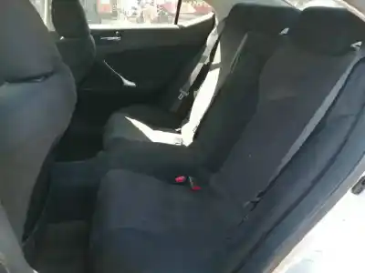 Veicolo di demolizione lexus is ii (_e2_) 220d (ale20) dell'anno 2007 alimentato 2adfhv