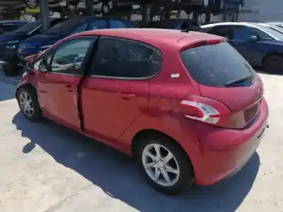 Veículo de Sucata peugeot 208 i (ca_, cc_) 1.2 vti 82 do ano 2014 alimentado hm01
