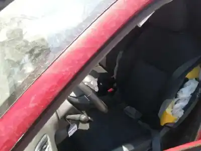 Veículo de Sucata peugeot 208 i (ca_, cc_) 1.2 vti 82 do ano 2014 alimentado hm01