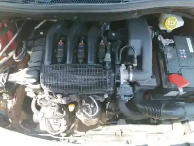 Veículo de Sucata peugeot 208 i (ca_, cc_) 1.2 vti 82 do ano 2014 alimentado hm01