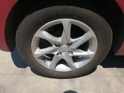 Veículo de Sucata peugeot 208 i (ca_, cc_) 1.2 vti 82 do ano 2014 alimentado hm01