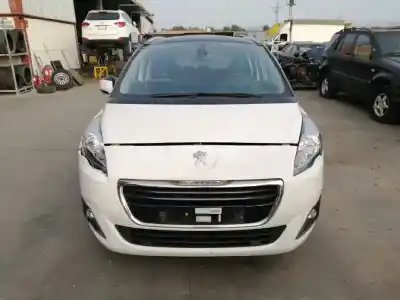 Veículo de Sucata peugeot 5008 1.6 hdi fap do ano 2014 alimentado 9h05
