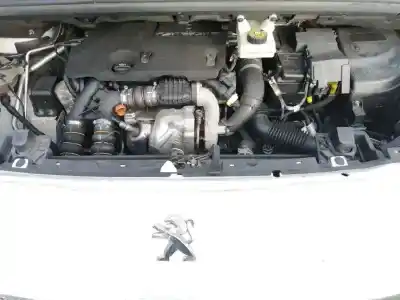 Veículo de Sucata peugeot 5008 1.6 hdi fap do ano 2014 alimentado 9h05