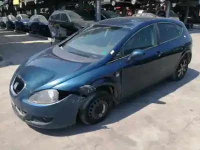 Veicolo di demolizione seat leon (1p1) 1.9 tdi dell'anno 2006 alimentato bxe