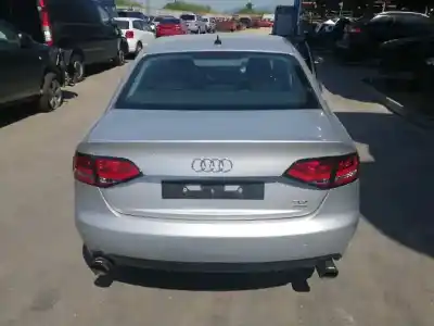 Veículo de Sucata audi a4 berlina (b8) 3.2 v6 24v fsi do ano 2008 alimentado cala