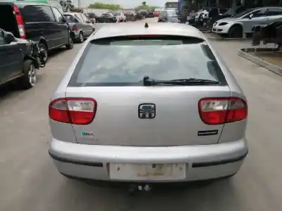 Vehicul casat seat leon (1m1) 1.6 16 v al anului 2002 alimentat bcb