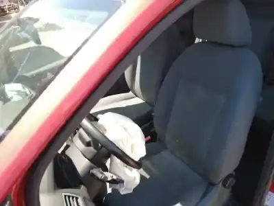 Veículo de Sucata ford focus c-max (cap) 1.8 tdci turbodiesel cat do ano 2006 alimentado kkda