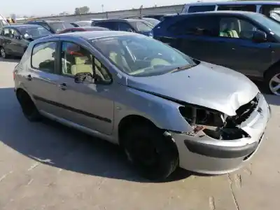 Veicolo di demolizione PEUGEOT 307 (S1) 1.6 HDi dell'anno 2005 alimentato 9HY