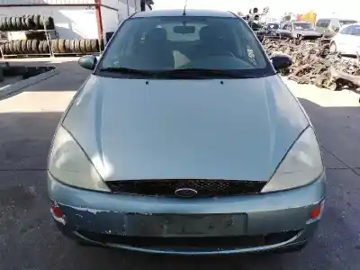 Véhicule à la ferraille ford focus berlina (cak) 1.6 16v cat de l'année 2001 alimenté fyda