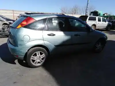 Véhicule à la ferraille ford focus berlina (cak) 1.6 16v cat de l'année 2001 alimenté fyda