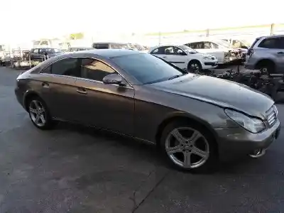Sloopvoertuig MERCEDES-BENZ CLS (C219) CLS 320 CDI (219.322) van het jaar 2008 aangedreven 642940