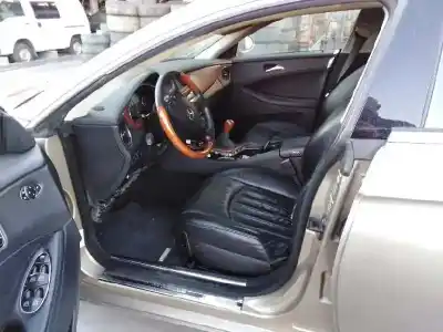 Sloopvoertuig mercedes-benz cls (c219) cls 320 cdi (219.322) van het jaar 2008 aangedreven 642940