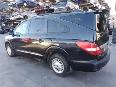 Veículo de Sucata ssangyong rodius 2.7 turbodiesel cat do ano 2005 alimentado d27dt