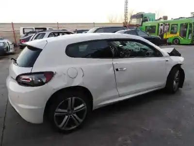 Sloopvoertuig volkswagen scirocco iii (137, 138) 2.0 tdi van het jaar 2013 aangedreven cfhc