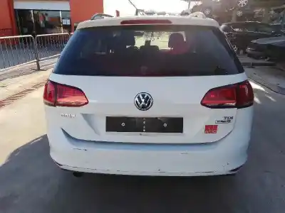 Veículo de Sucata volkswagen golf vii variant (bv5) 1.6 tdi do ano 2016 alimentado cxxb