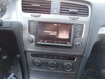 Veículo de Sucata volkswagen golf vii variant (bv5) 1.6 tdi do ano 2016 alimentado cxxb