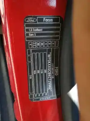 Veicolo di demolizione ford focus iii 1.0 ecoboost dell'anno 2013 alimentato m1da