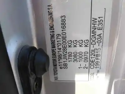 Veicolo di demolizione toyota corolla (e12) 2.0 turbodiesel cat dell'anno 2003 alimentato 1cdftv