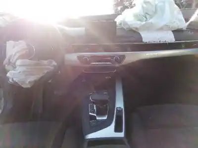 Veículo de Sucata audi a4 avant (8w5) sport edition quattro do ano 2019 alimentado deta