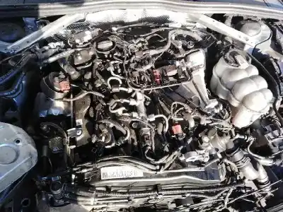 Veículo de Sucata audi a4 avant (8w5) sport edition quattro do ano 2019 alimentado deta