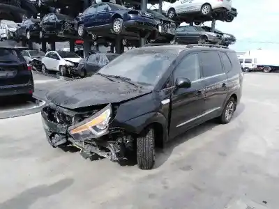 Veículo de Sucata ssangyong rodius ii 2.2 xdi do ano 2016 alimentado 672960