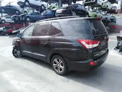 Veículo de Sucata ssangyong rodius ii 2.2 xdi do ano 2016 alimentado 672960