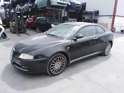 Здавання транспортного засобу alfa romeo                                         gt (125)                                                                                                                                                                                                                                                   1.9 jtd 16v 150/ distinctive року 2006 потужний 937a5000