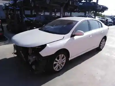 Scrapping Vehicle renault latitude (l70_) 2.0 dci 150 (l70h) of the year 2011 powered m9r824