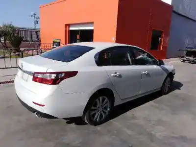 Scrapping Vehicle renault latitude (l70_) 2.0 dci 150 (l70h) of the year 2011 powered m9r824