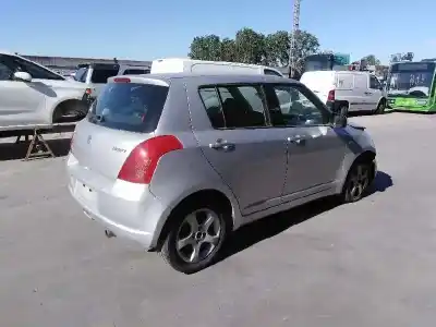 Veículo de Sucata suzuki swift iii (mz, ez) 1.5 (rs 415) do ano 2005 alimentado m15a