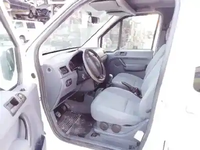 Vehicul casat ford transit connect (tc7) 1.8 tdci cat al anului 2007 alimentat r3pa