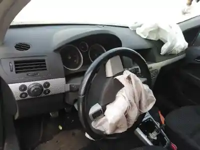 Veículo de Sucata opel astra h (a04) 1.9 cdti (l48) do ano 2007 alimentado z19dt