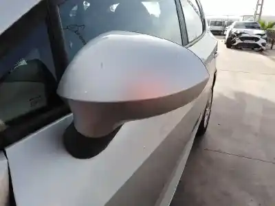 Vehicul casat seat ibiza (6j5) 1.9 tdi al anului 2008 alimentat bls