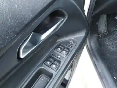 Veículo de Sucata fiat tipo ii (357) fam 1.6 jtdm 16v do ano 2018 alimentado 55260384