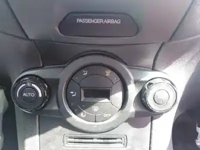 Vehicul casat ford fiesta vi (cb1, ccn) 1.5 tdci al anului 2013 alimentat ugjc