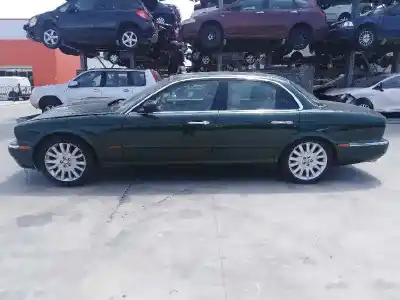 Scrapping Vehicle jaguar xj (x350, x358) 4.2 of the year 2003 powered sb