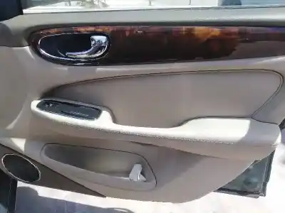 Scrapping Vehicle jaguar xj (x350, x358) 4.2 of the year 2003 powered sb